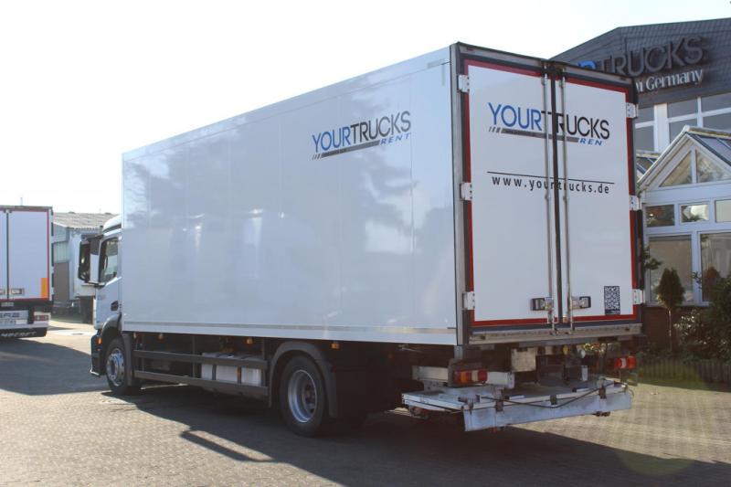 vrachtwagen Mercedes Actros