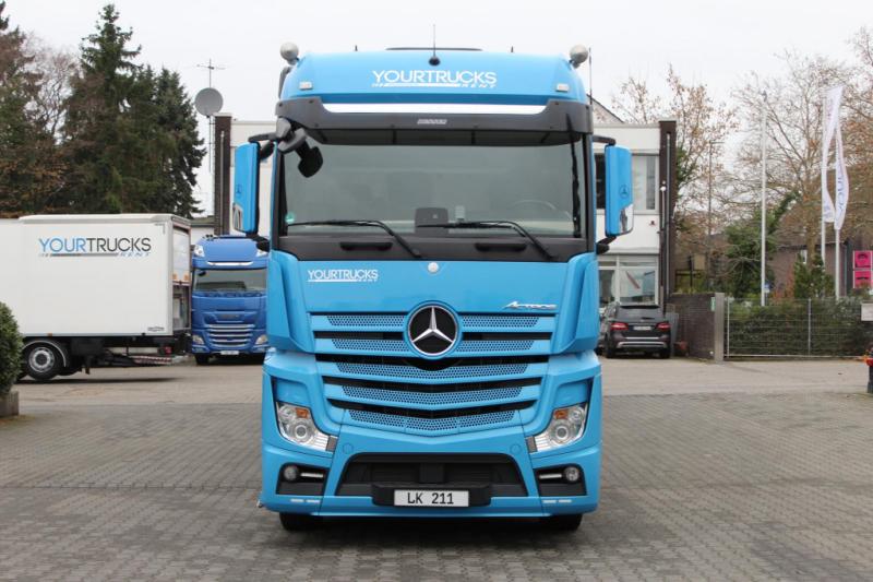 Bedrijfswagen Mercedes Actros