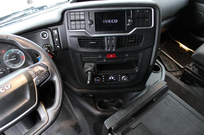 Tractor Iveco   S-Way 510 Retarder Standklima   Navi  Kühlbox