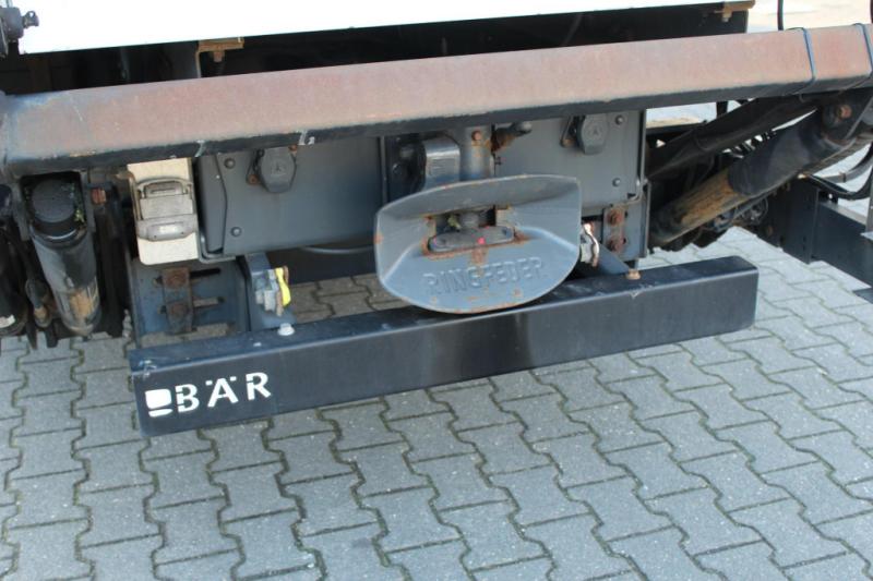 Camião Mercedes Atego