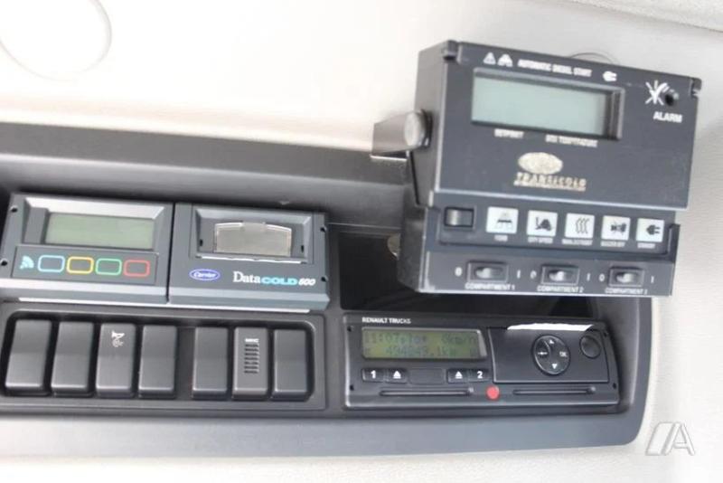 Camión Renault Gamme D WIDE