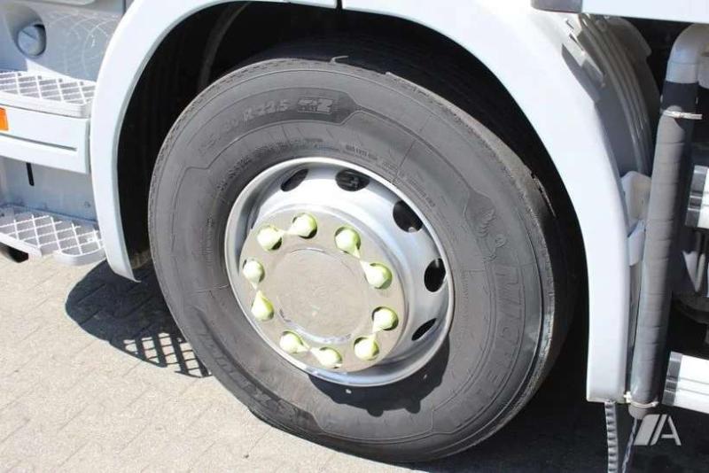 Camión Scania P 360