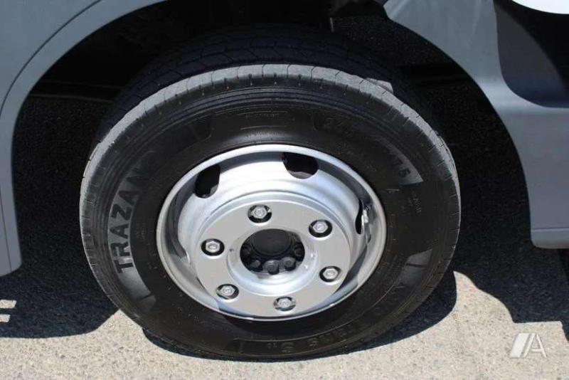 Camião Mercedes Atego