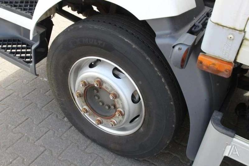 Camion Renault Midlum 220.12 Dxi