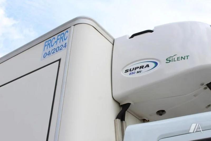 Camion Renault Midlum 220 DXI