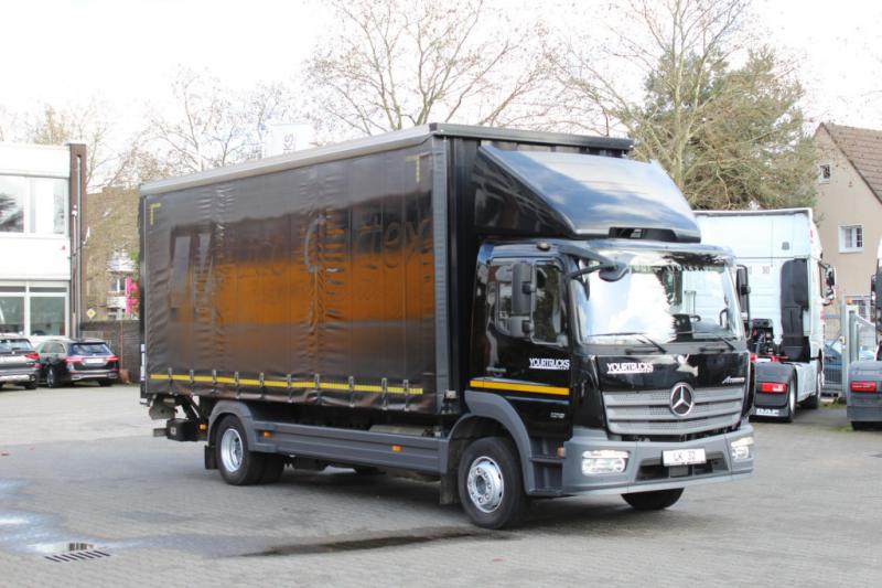 Ciężarówka Mercedes Atego