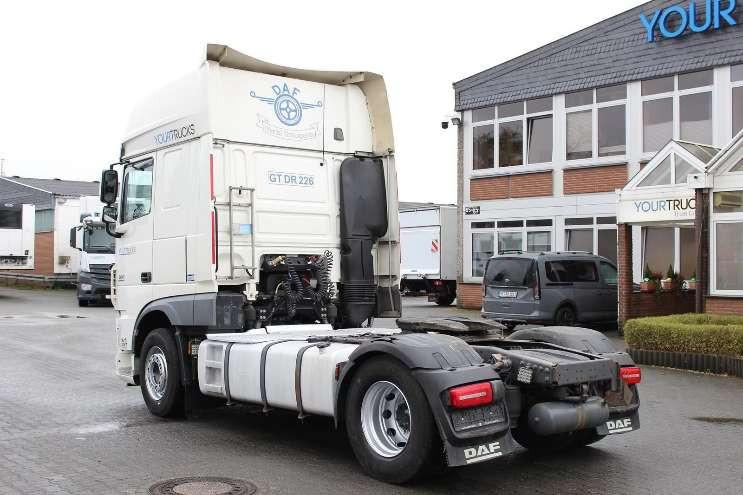 Tracteur DAF XF 460