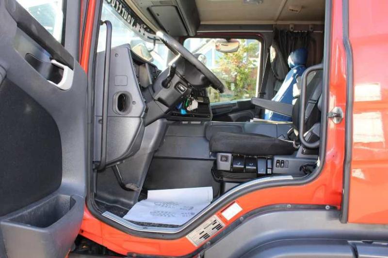 Camião Scania P 410