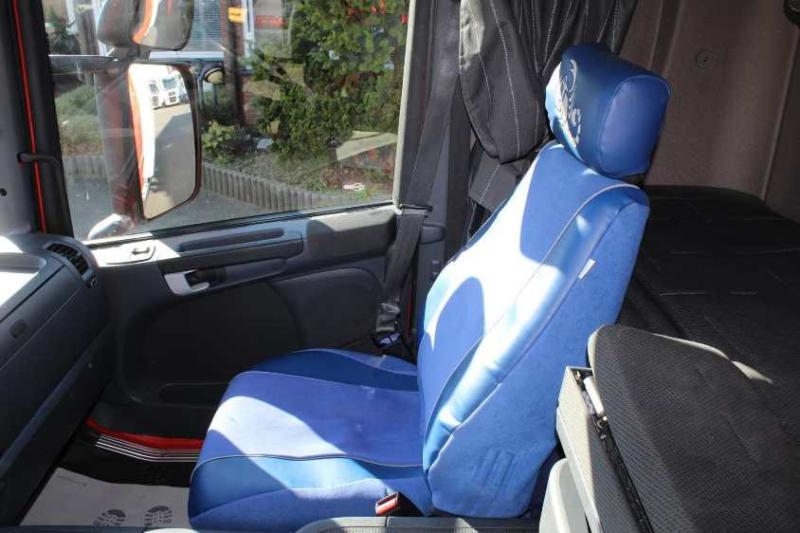 Camião Scania P 410