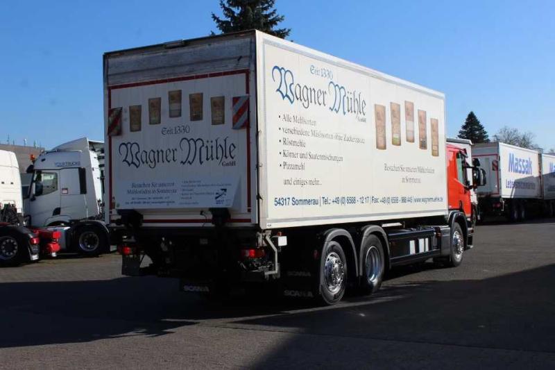 Camião Scania P 410