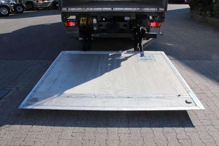 Camião Scania P 410