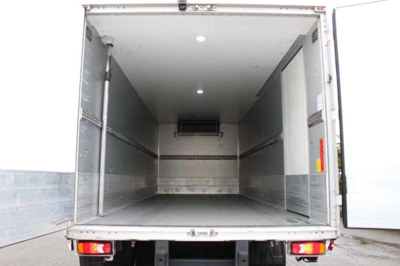 Camião Renault D-Series