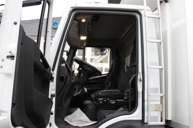 Camião Iveco Eurocargo ML 190 EL 28