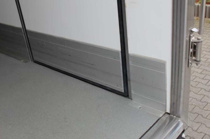 Camião Mercedes Atego 1024