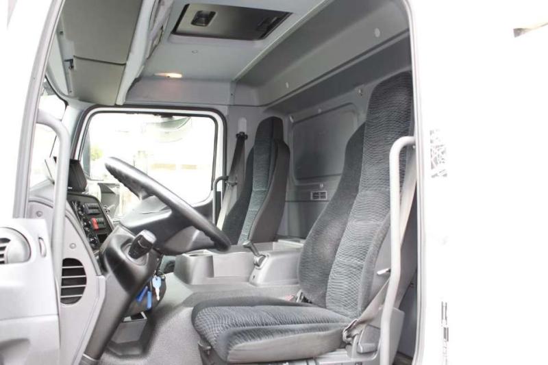 Camião Mercedes Atego 1024