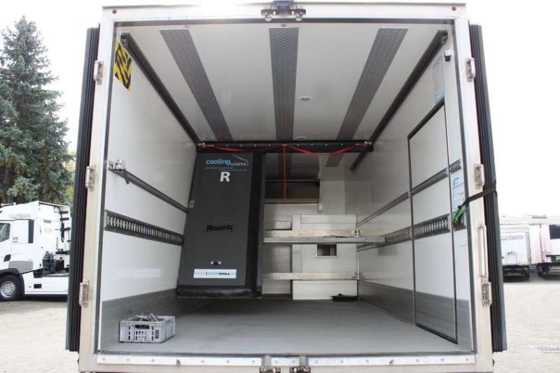 Camião Mercedes Atego 1024