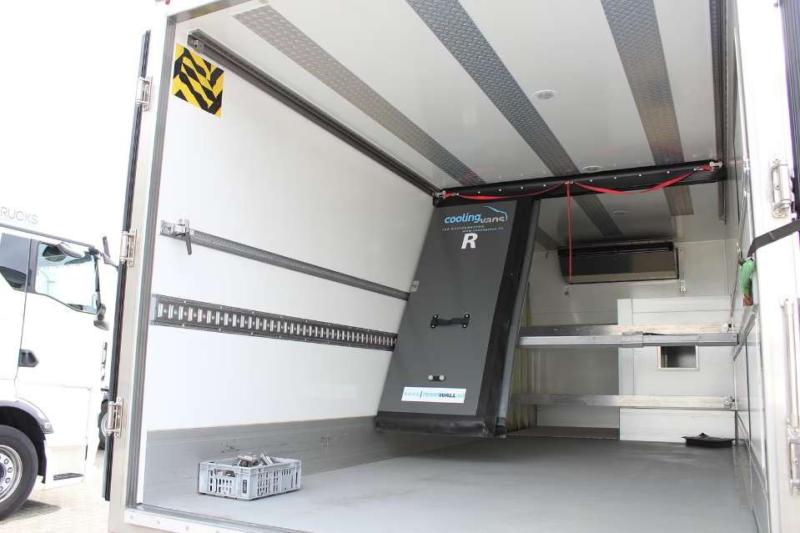 Camião Mercedes Atego 1024