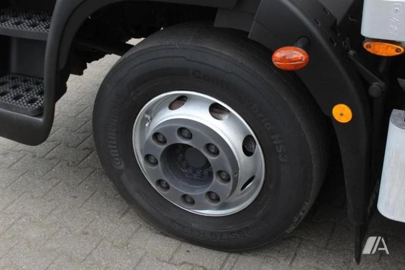 Camião Iveco Eurocargo ML 140 E 25