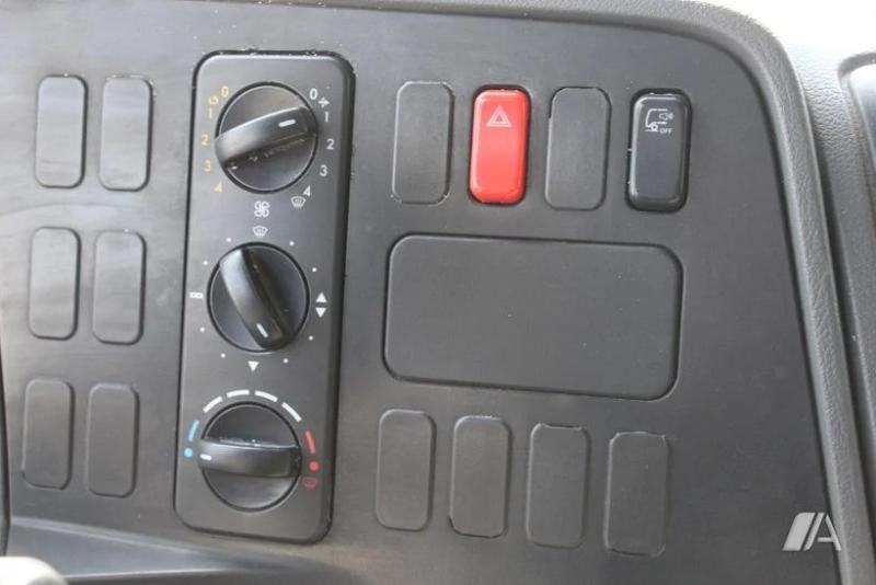 Camião Mercedes Atego 1624