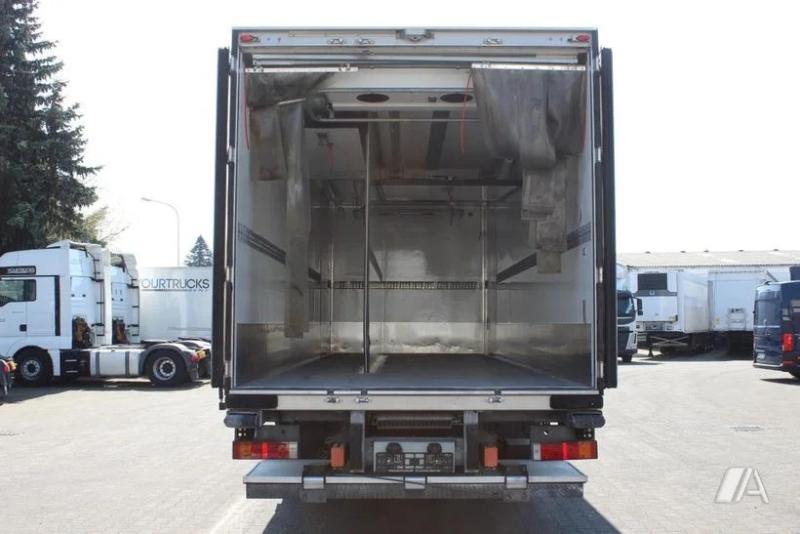 Camião Mercedes Atego 1624