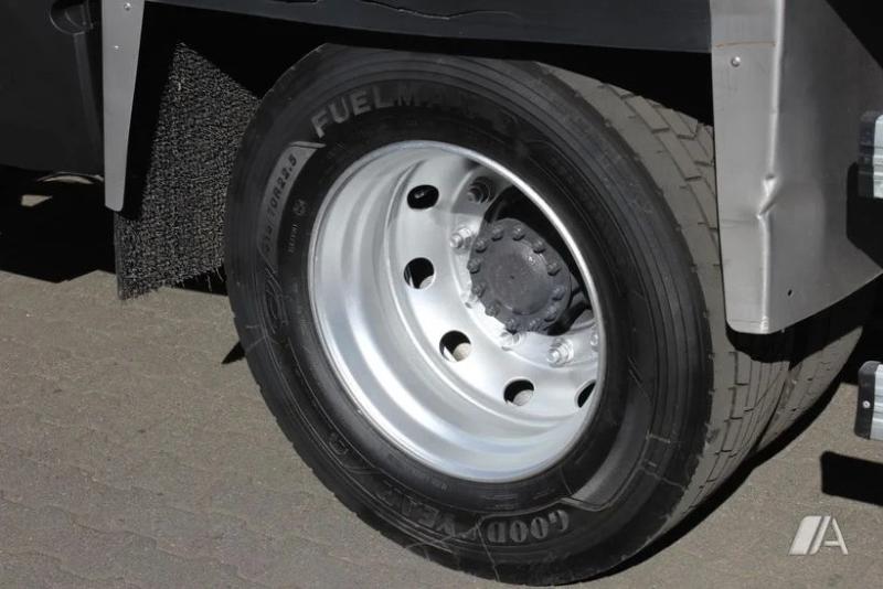 Camião Renault D WIDE-series