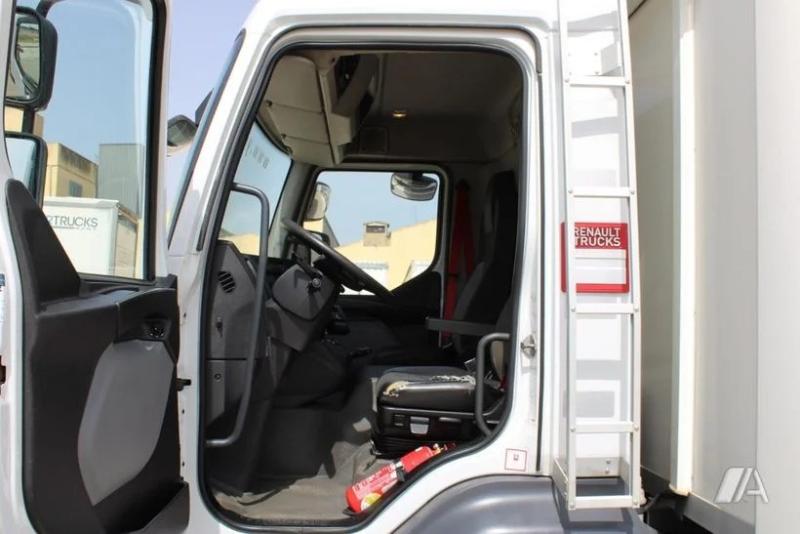 Camião Renault D-Series