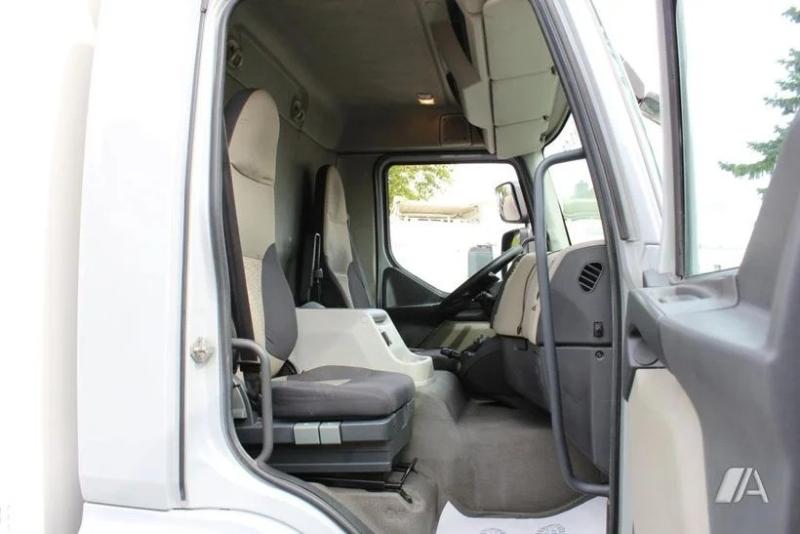 Camião Renault Midlum