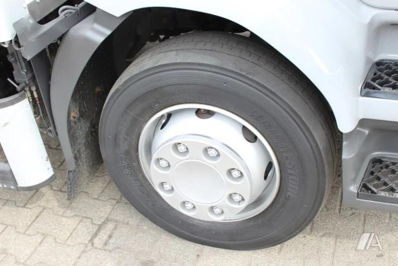 Camião Renault Midlum