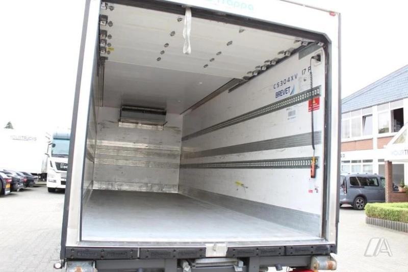 Camião Renault Midlum