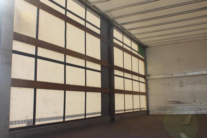 Camion Mercedes Atego