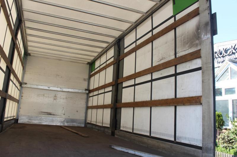 Camion Mercedes Atego