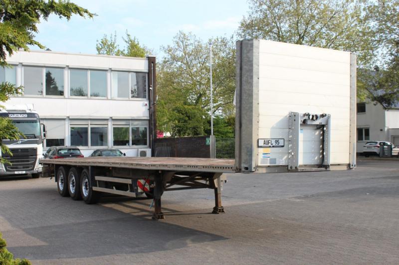 Semi-remorque Schmitz Cargobull   2 x Liftachse   Rungentaschen Zurrösen 3 Stück!