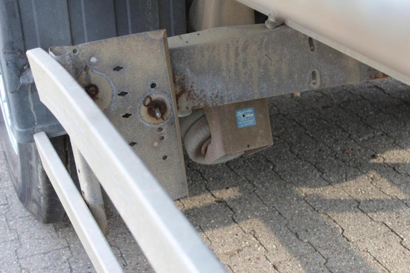 Semi-remorque Schmitz Cargobull   2 x Liftachse   Rungentaschen Zurrösen 3 Stück!