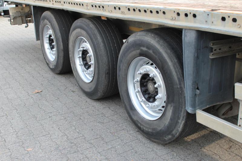 Semi-remorque Schmitz Cargobull   2 x Liftachse   Rungentaschen Zurrösen 3 Stück!