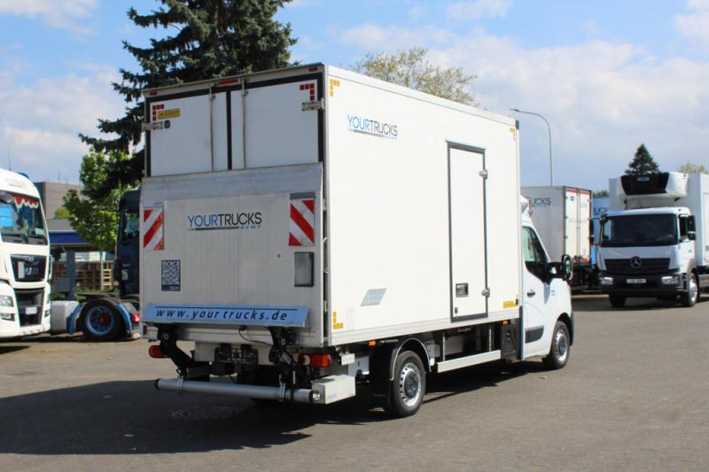 samochód dostawczy Renault Master