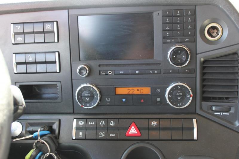 Tractor Mercedes Actros