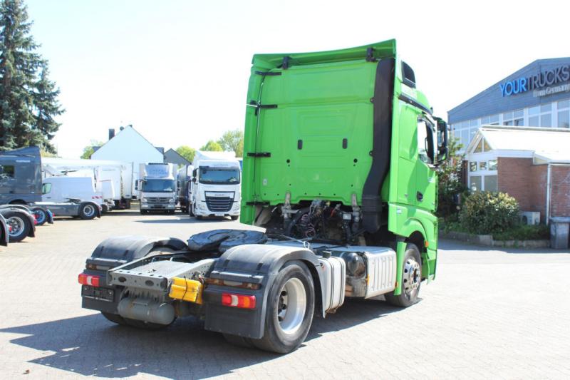 Tractor Mercedes Actros