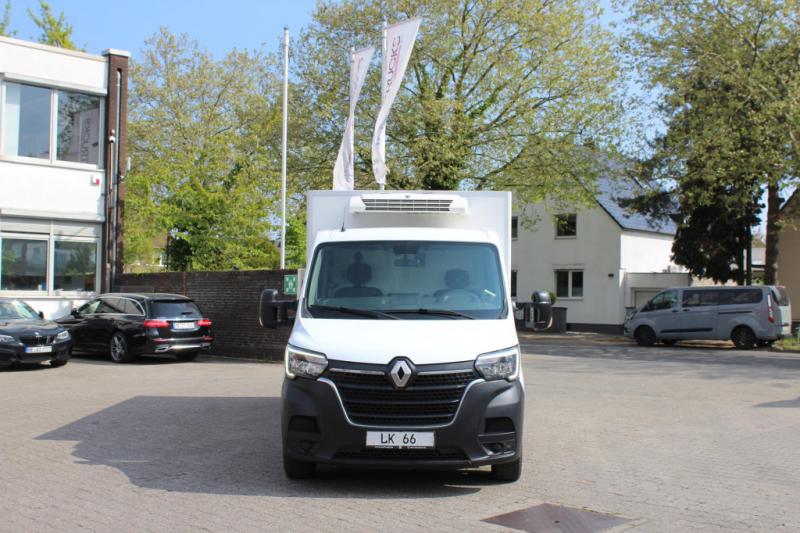 samochód dostawczy Renault Master