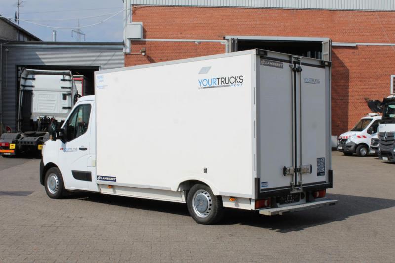 samochód dostawczy Renault Master