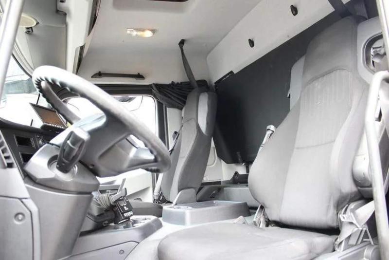 Truck Mercedes Antos 1827