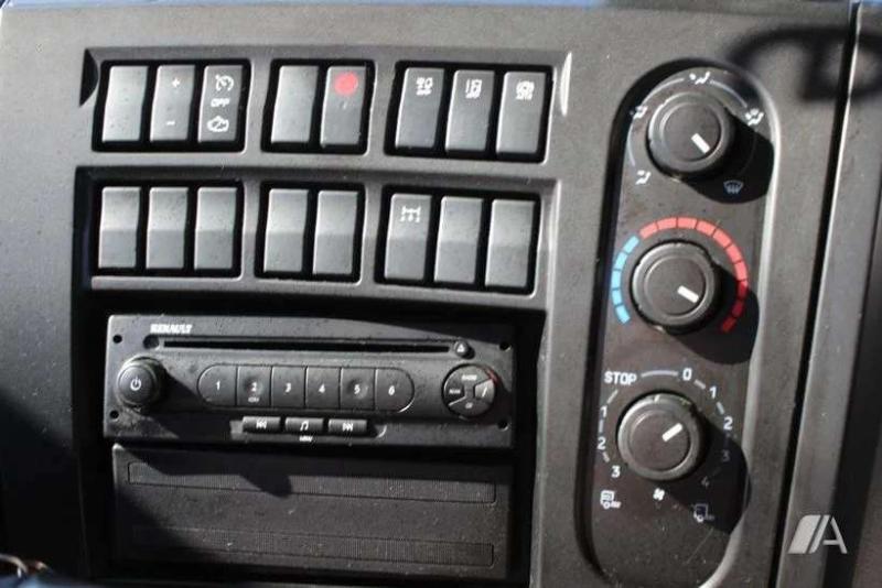 Truck Renault D WIDE-series