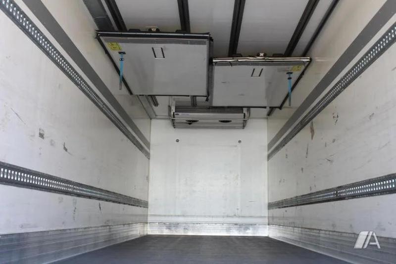 Truck Renault D WIDE-series