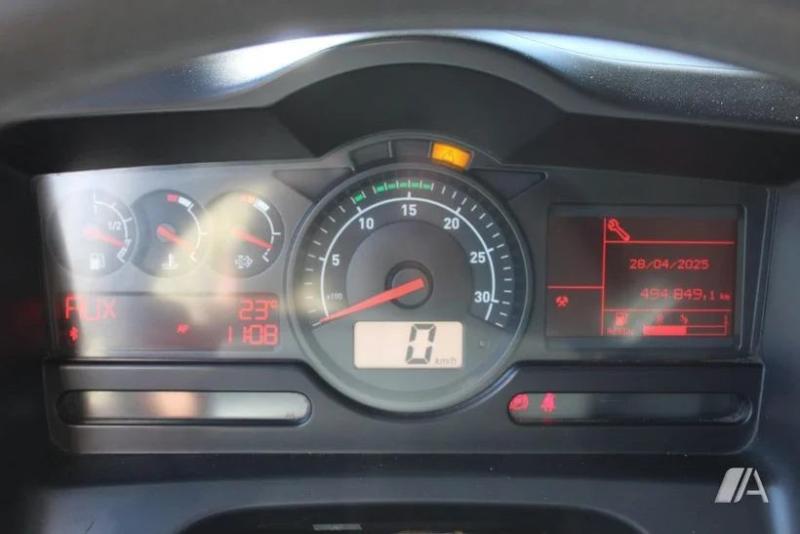 Truck Renault D WIDE-series