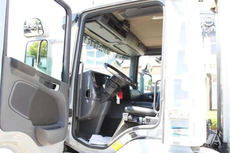 Camião Scania P 360