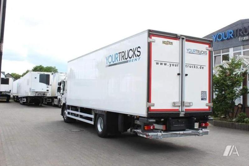 Camião Renault D WIDE-series