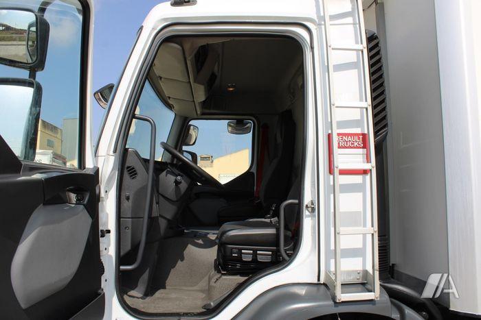 Camion Renault D-Series