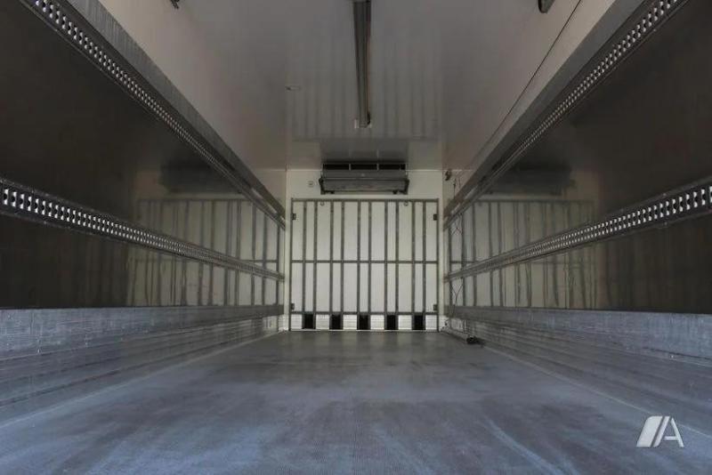 Camion Renault D WIDE-series