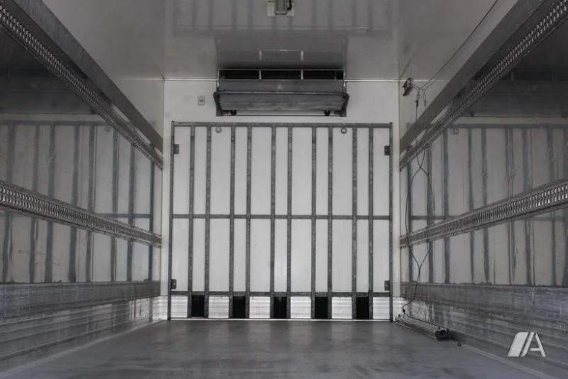 Camion Renault D WIDE-series