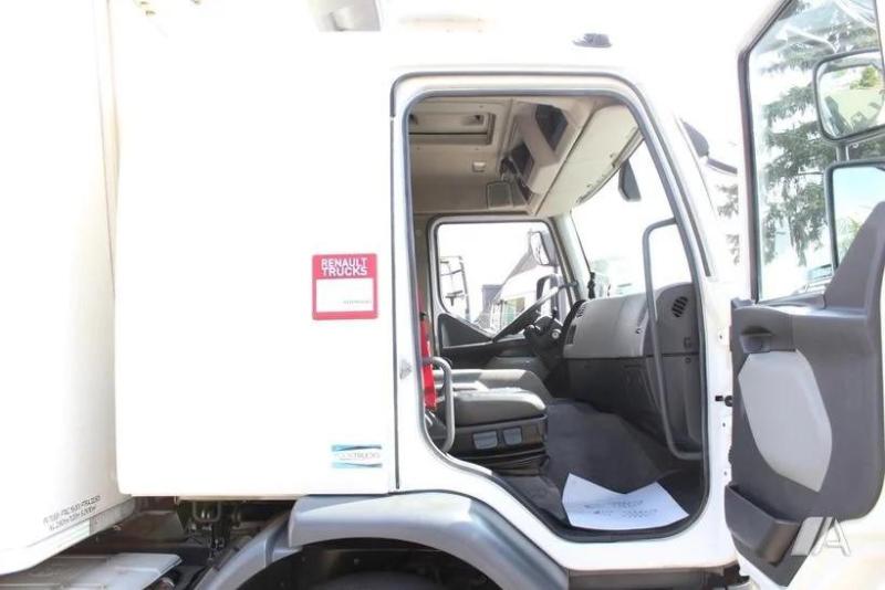 Camion Renault D WIDE-series