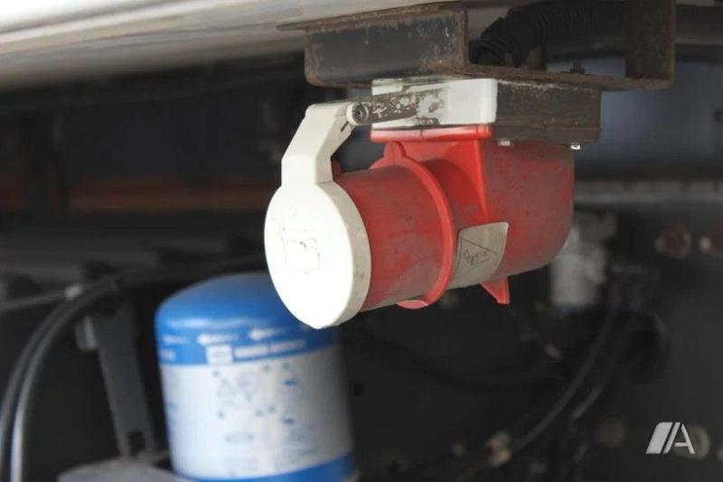 Camion Renault D WIDE-series